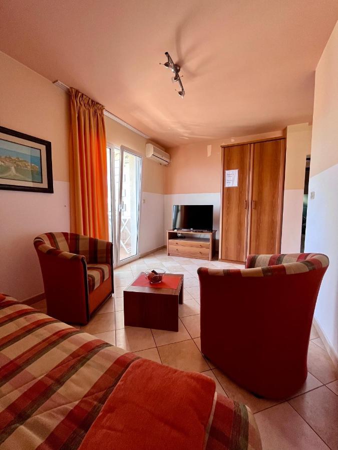 Apartmani Bojana 布德瓦 外观 照片